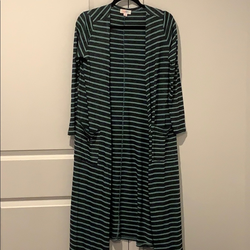 Lularore Sarah. EUC. Size Small.